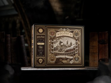Harry Potter: The Hogwarts Castle - 1000 Piece Puzzle by Theory11