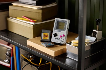 LEGO Nintendo Game Boy Console