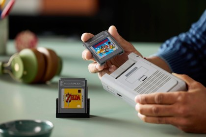 LEGO Nintendo Game Boy Console